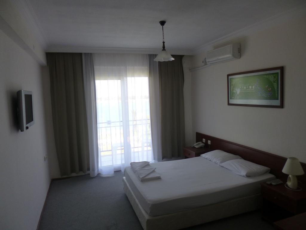 Albayrak Hotel Cesme Room photo